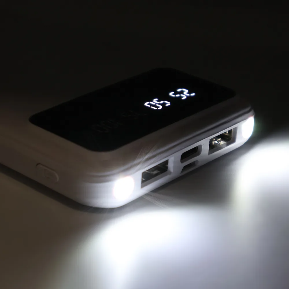 Внешний аккумулятор Dorado 10 000 mAh с фонариком фото 4