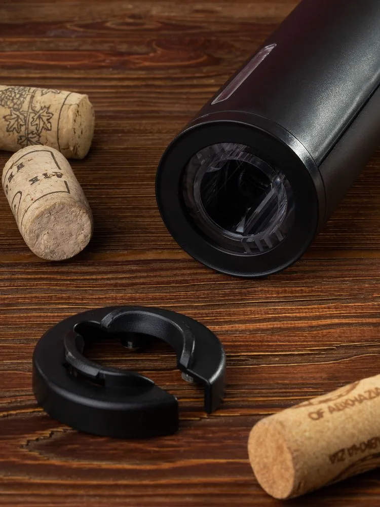Электрический штопор с ножом для фольги Wine Crime, черный фото 5