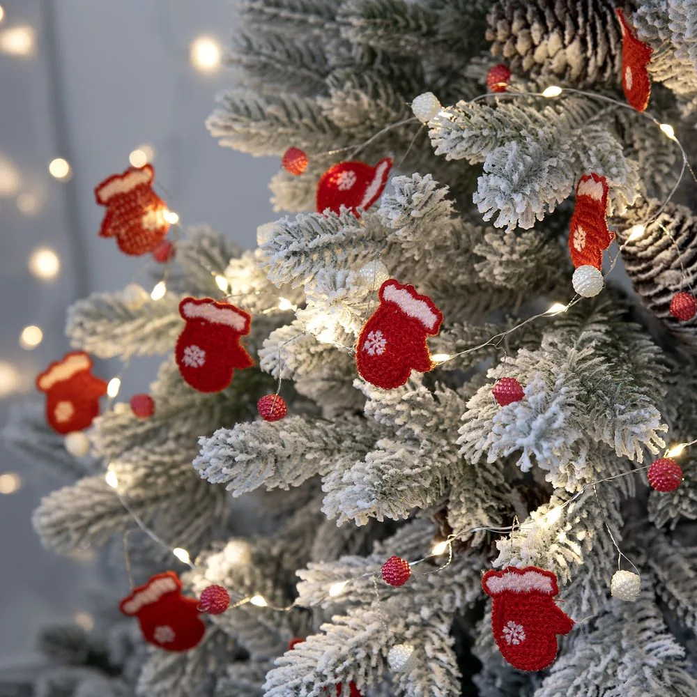 Гирлянда Merry Mittens, красная фото 3