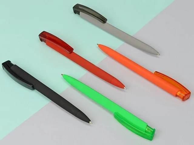 Ручка пластиковая шариковая трехгранная «Trinity K transparent Gum» soft-touch фото 2