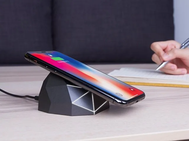 Док-станция с быстрой беспроводной зарядкой «Geo Dock» фото 14