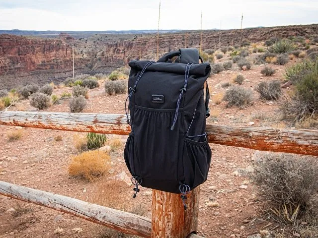 Складывающийся рюкзак-мессенджер «Venturer Eco» для ноутбука 16" фото 9
