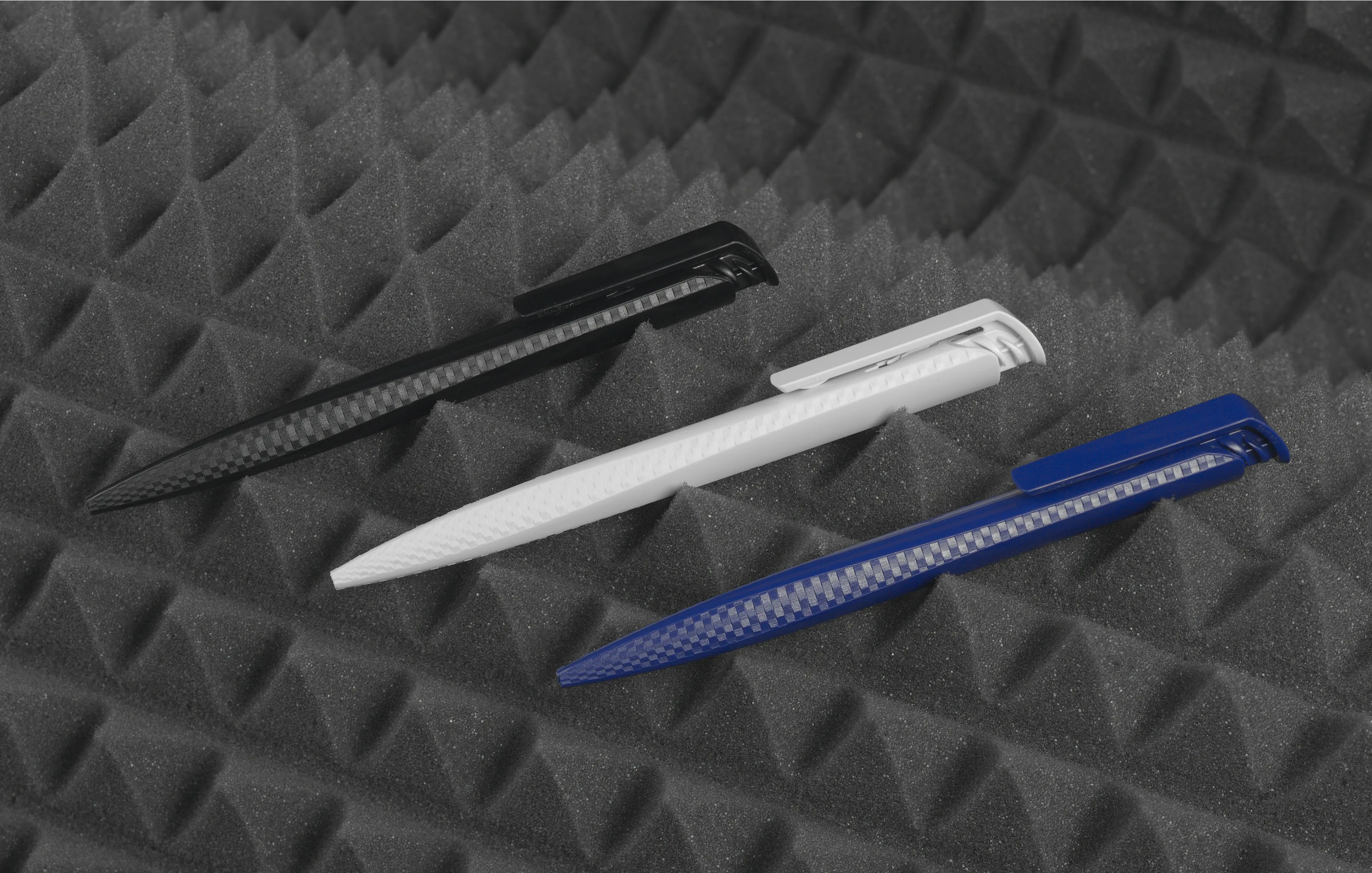 Ручка шариковая TRIAS CARBON, белый фото 4