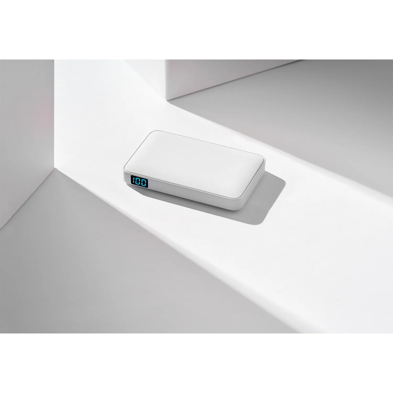 Внешний аккумулятор с подсветкой Анкор (Ancor) 5000 mAh, белый фото 8