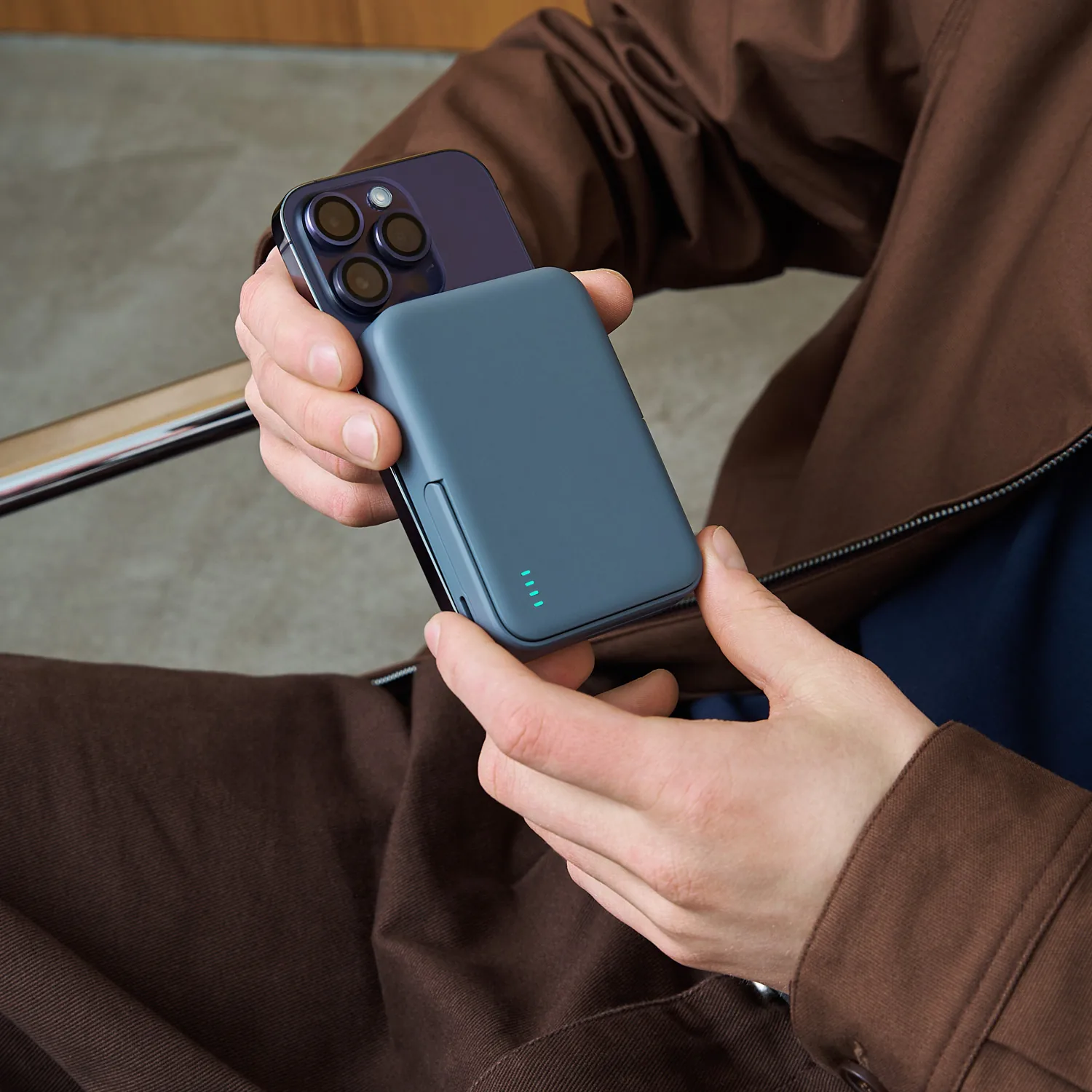 Внешний аккумулятор Юнион PD (Union PD) 10000mAh с функцией беспроводной зарядки 15W, серый фото 15