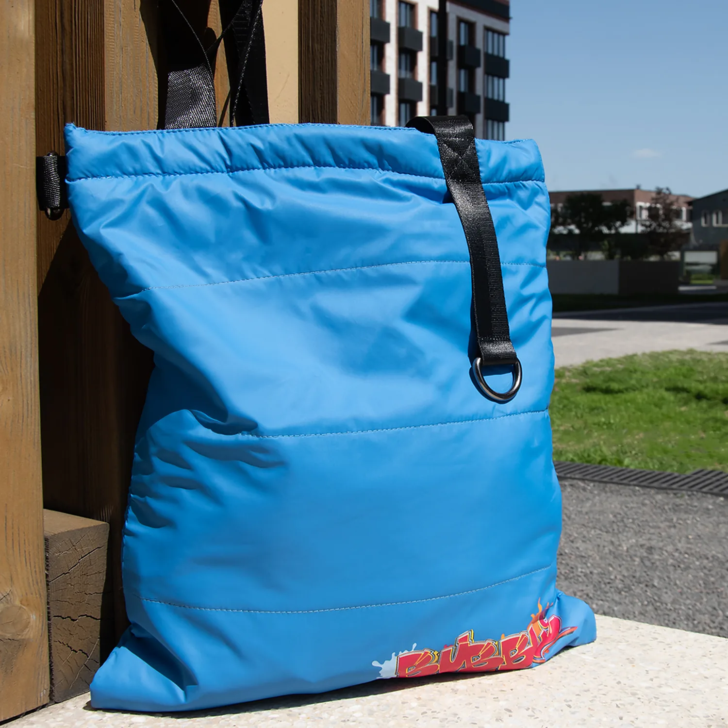 Шоппер Superbag Bubble, стёганый, с магнитной кнопкой (голубой с черным) фото 8