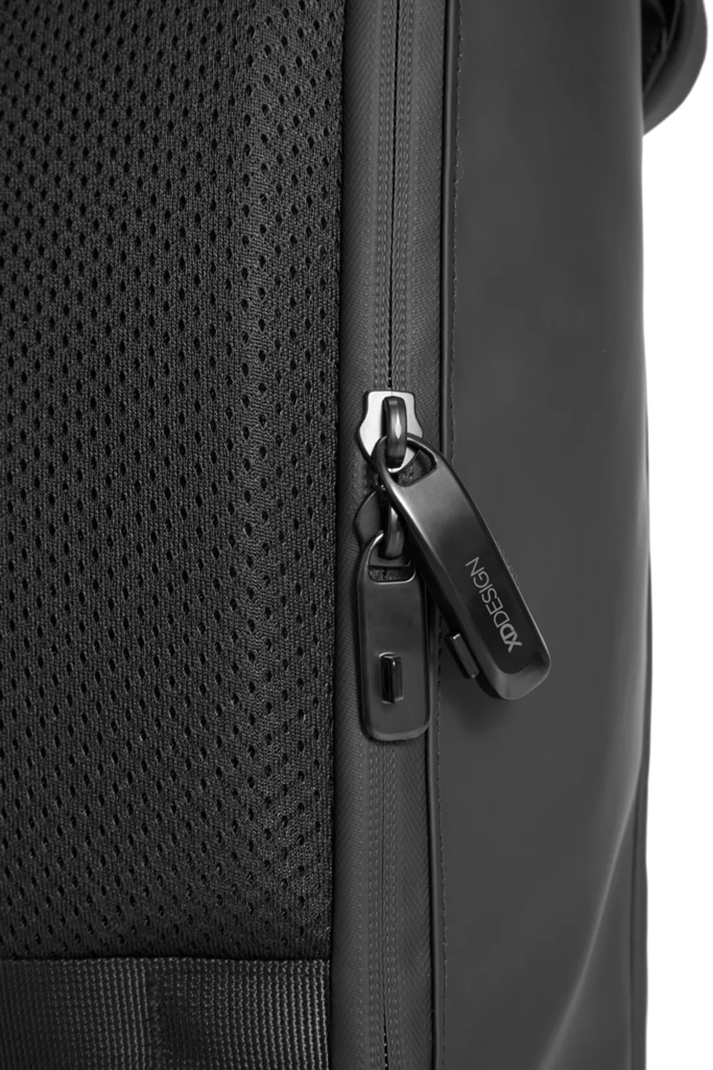 Антикражный водонепроницаемый рюкзак Urban Flap-Top, черный фото 26